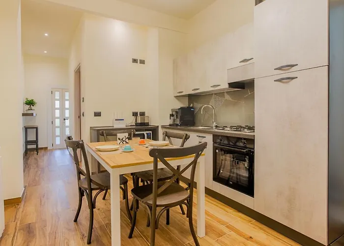 Bed & Breakfast Le Canterine Di Peppe 4*